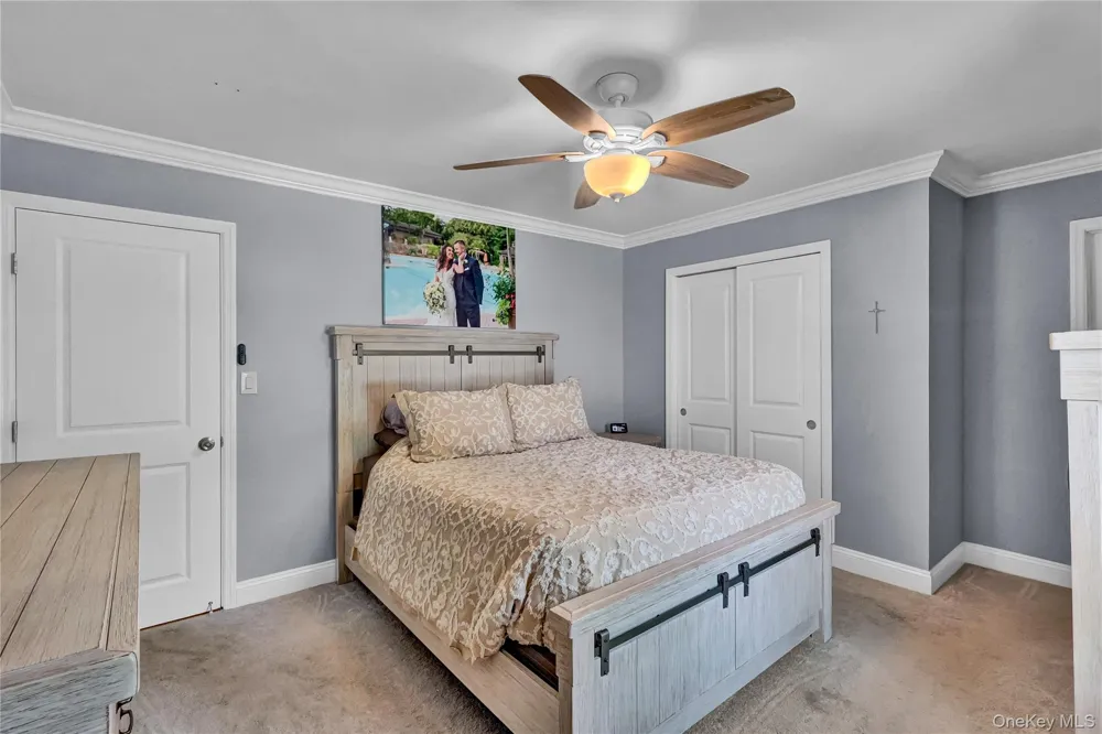 4 Saint Marks Place Stony Brook, NY 11790