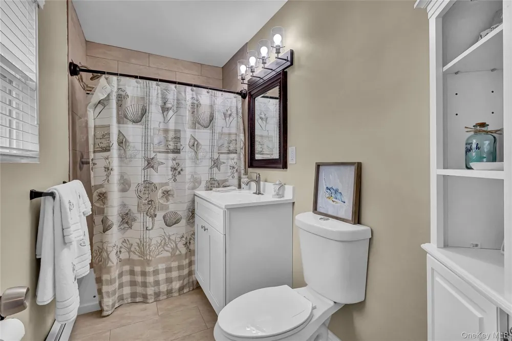 4 Saint Marks Place Stony Brook, NY 11790