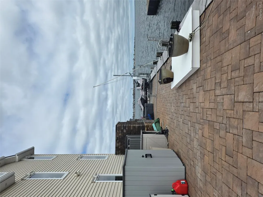 75 Yacht Club Road Babylon, NY 11702