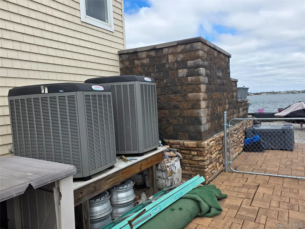 75 Yacht Club Road Babylon, NY 11702