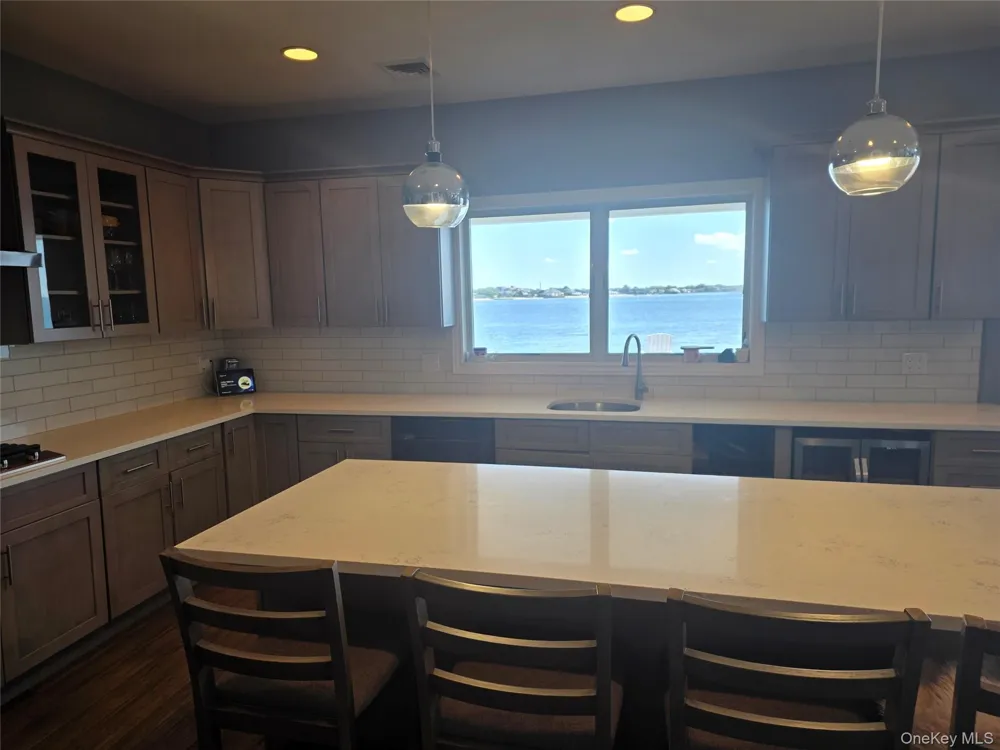 75 Yacht Club Road Babylon, NY 11702