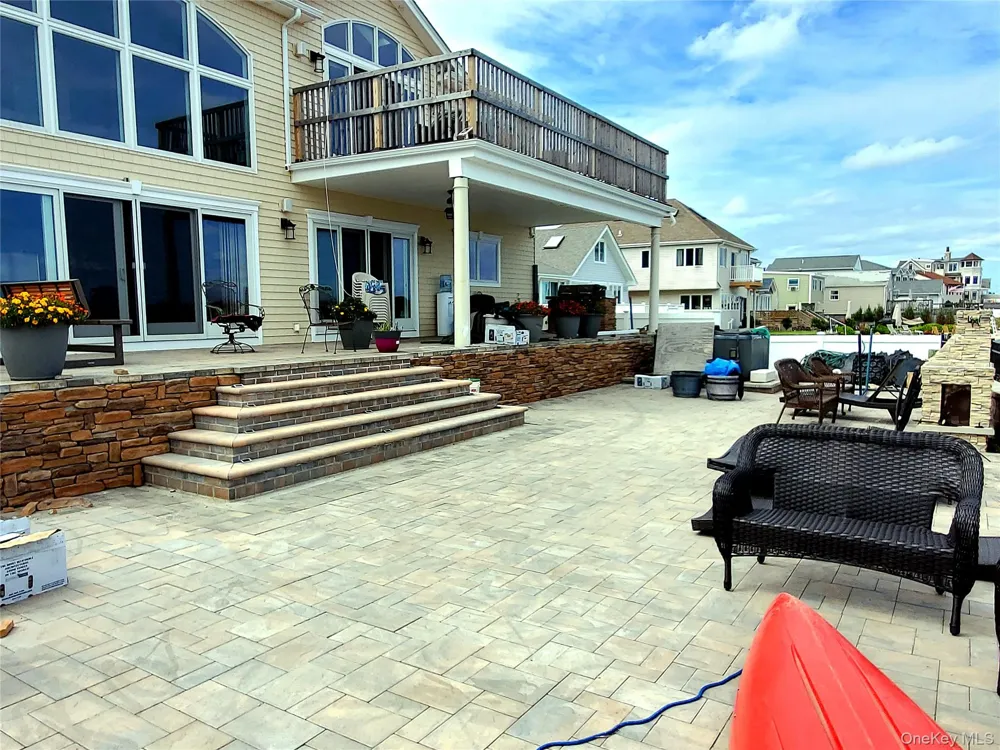 75 Yacht Club Road Babylon, NY 11702