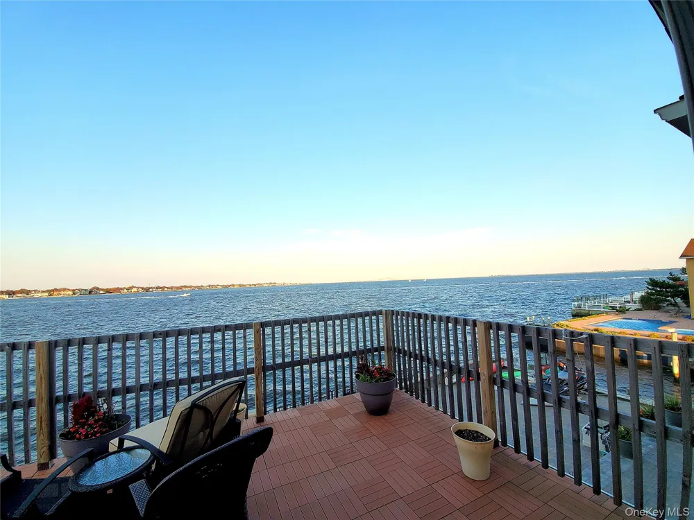 75 Yacht Club Road Babylon, NY 11702
