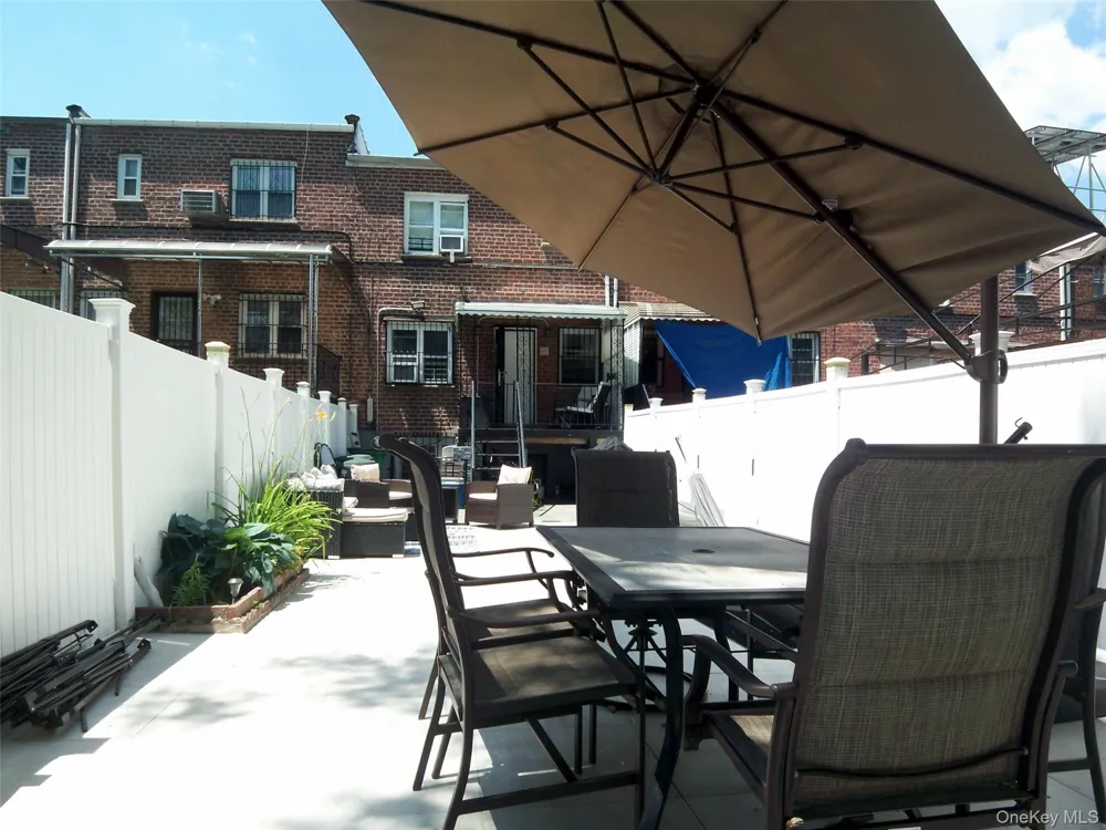 4382 Byron Avenue Bronx, NY 10466