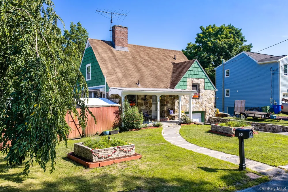 48-50 Mountain Avenue Middletown, NY 10940