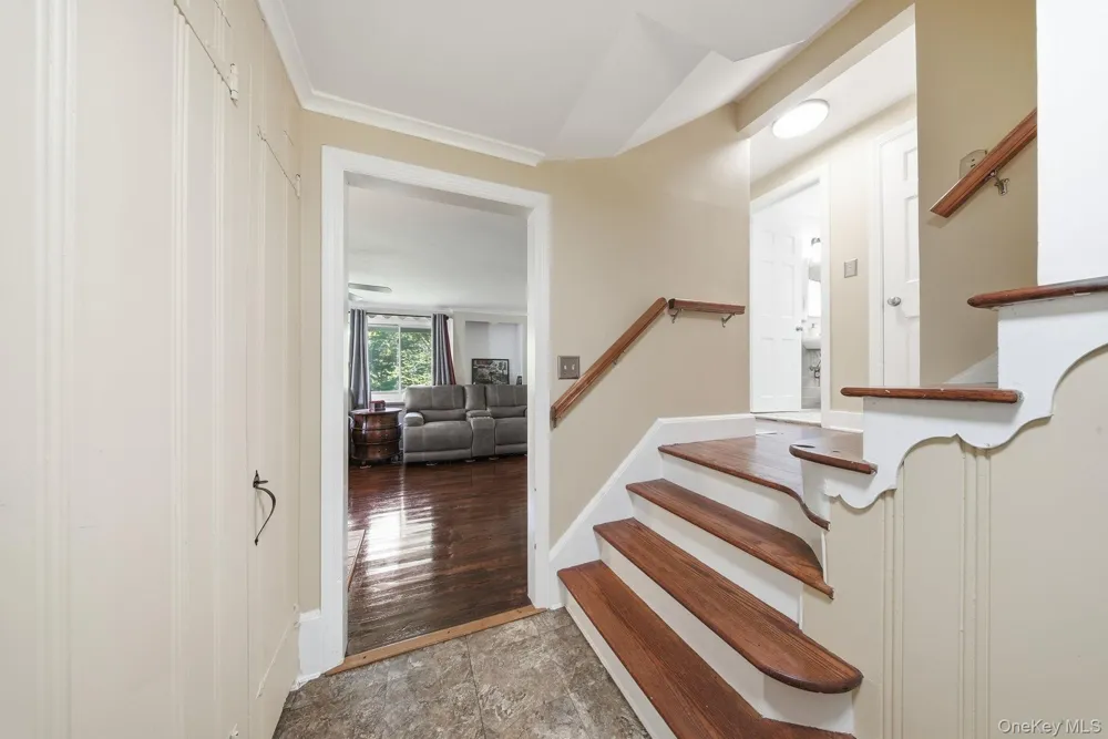 48-50 Mountain Avenue Middletown, NY 10940