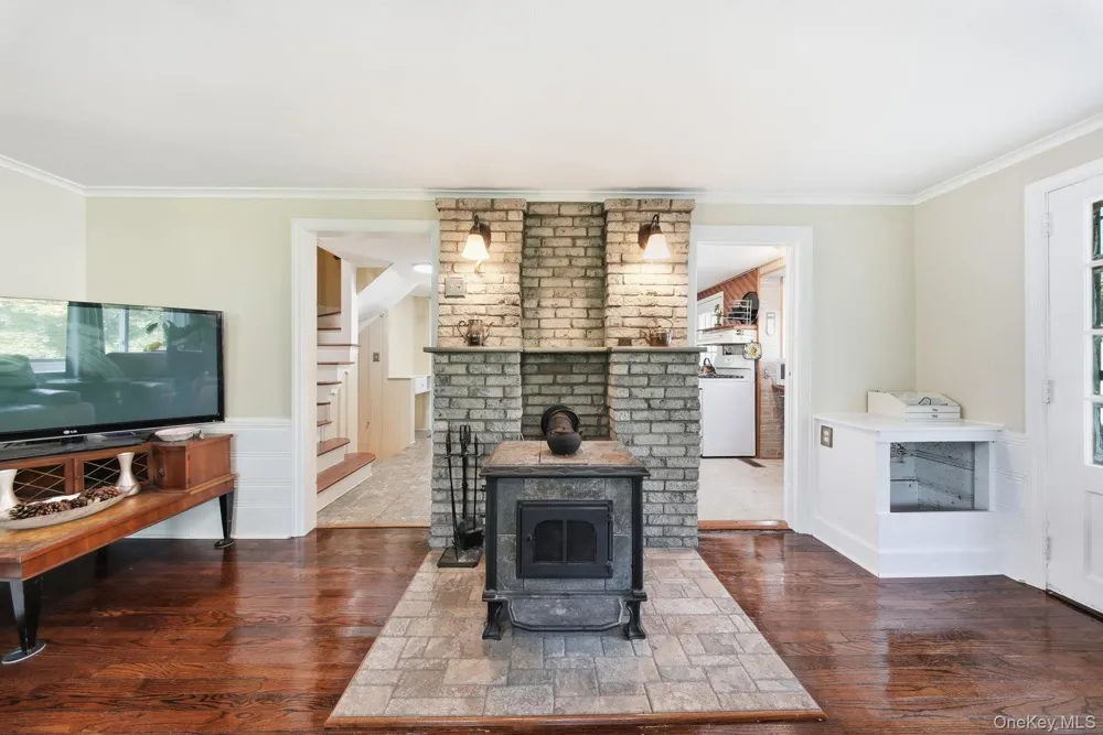 48-50 Mountain Avenue Middletown, NY 10940