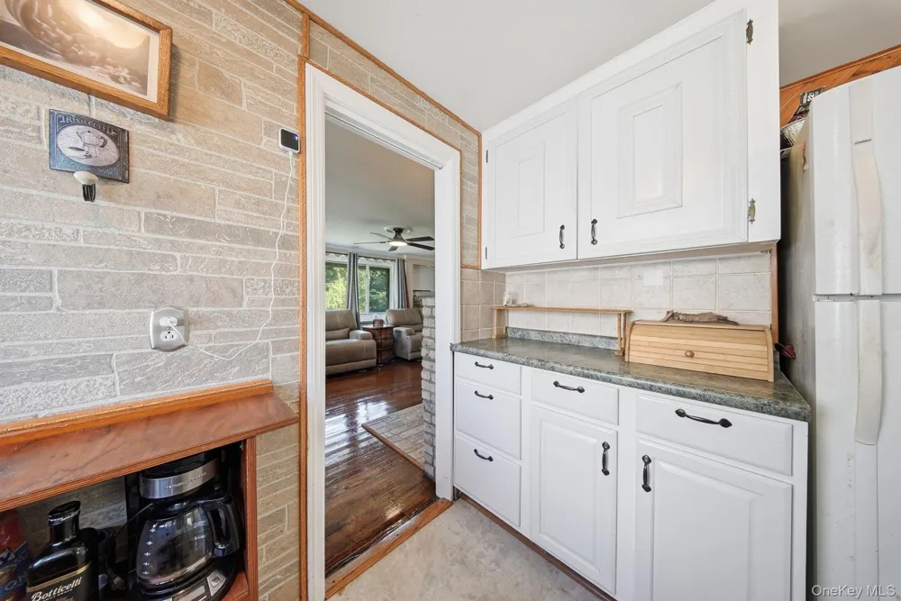 48-50 Mountain Avenue Middletown, NY 10940
