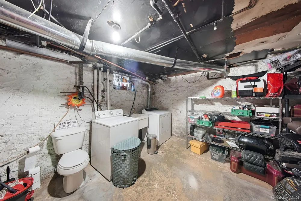 48-50 Mountain Avenue Middletown, NY 10940