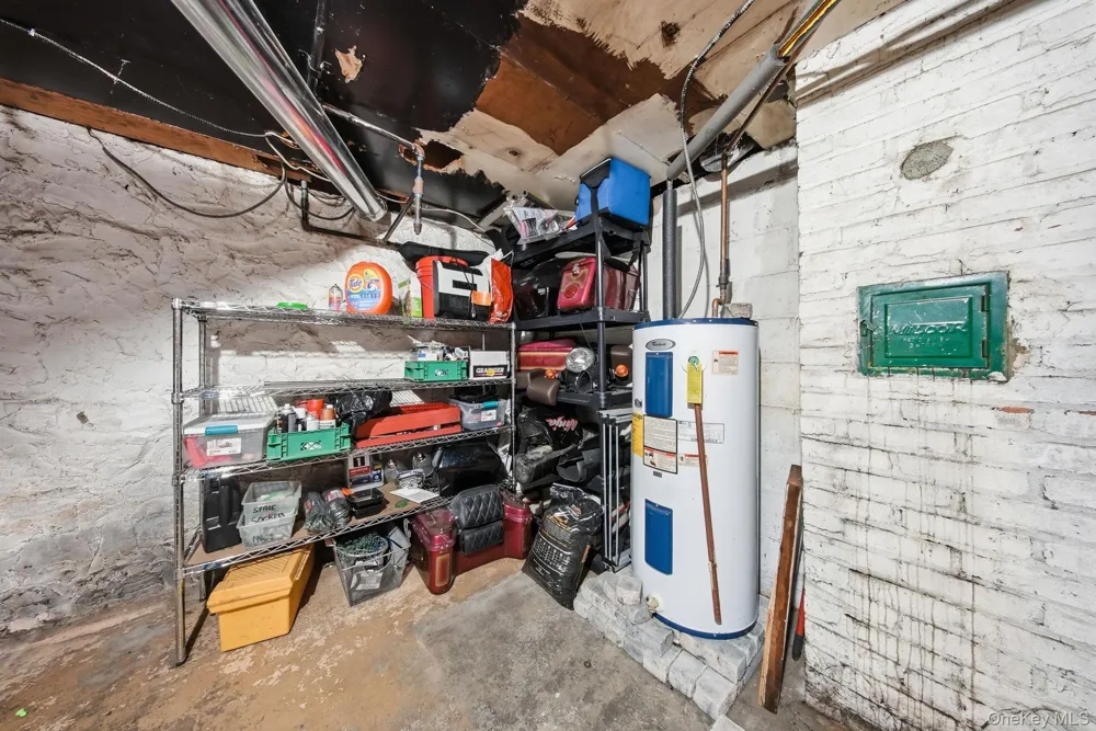 48-50 Mountain Avenue Middletown, NY 10940