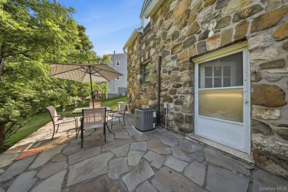48-50 Mountain Avenue Middletown, NY 10940