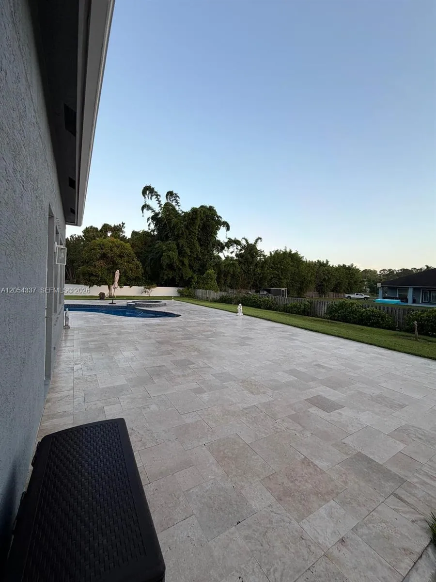 15325 75th Ln N Loxahatchee, FL 33470