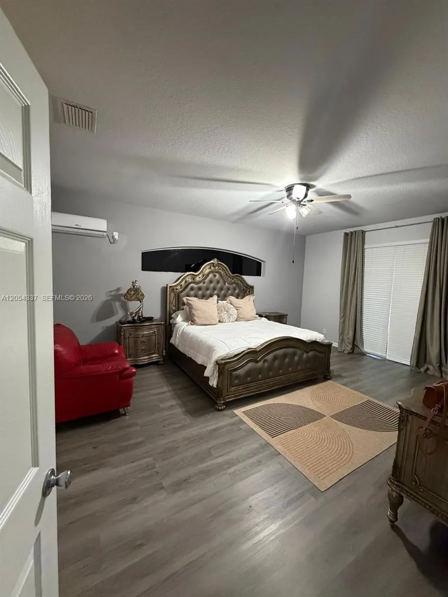 15325 75th Ln N Loxahatchee, FL 33470