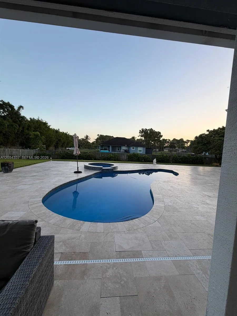 15325 75th Ln N Loxahatchee, FL 33470