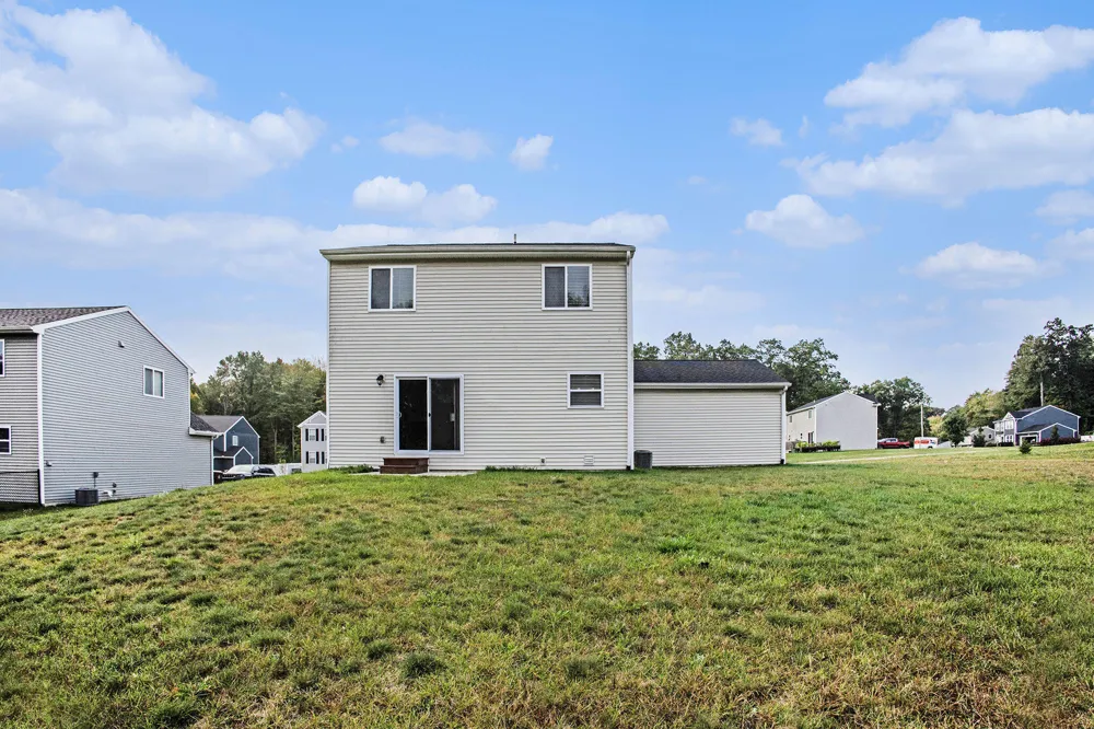 10841 Carmen Oak Drive SE Lowell, MI 49331