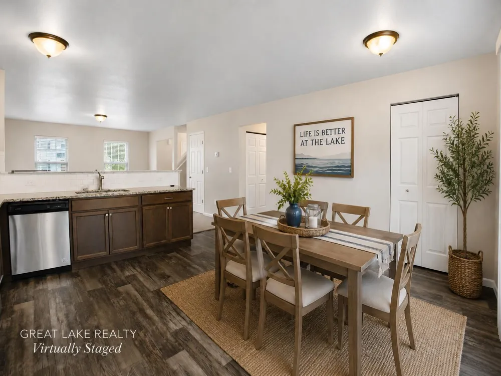10841 Carmen Oak Drive SE Lowell, MI 49331
