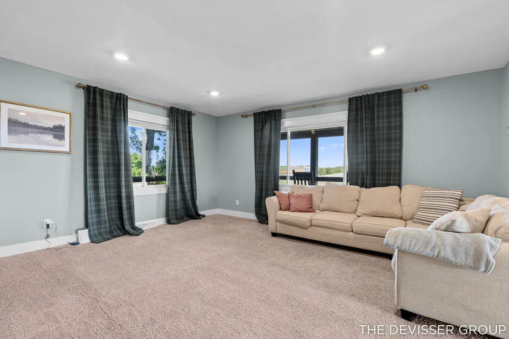4340 137th Avenue Hamilton, MI 49419