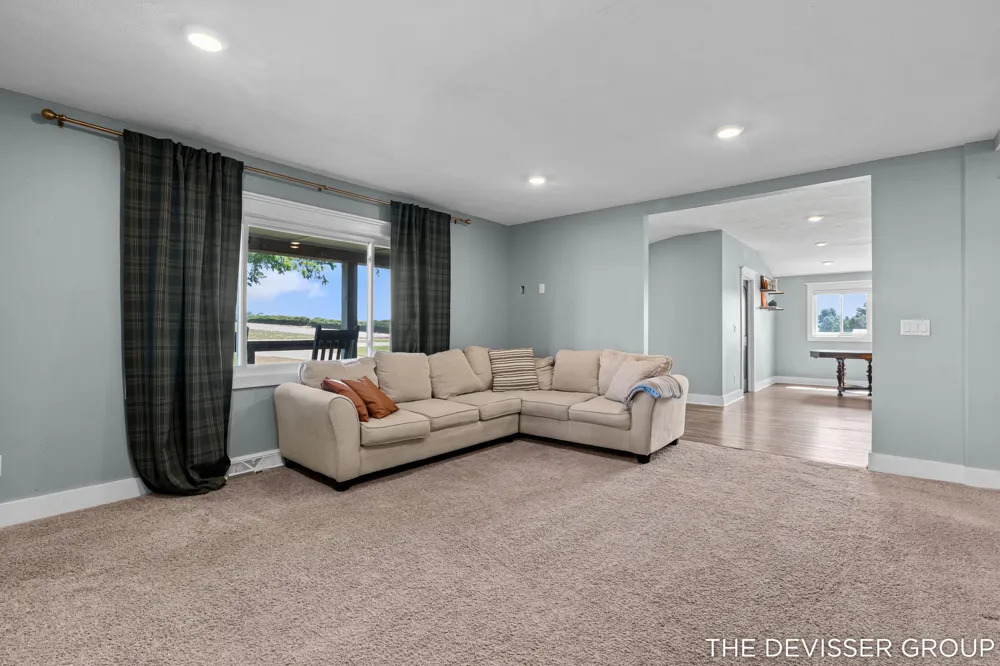 4340 137th Avenue Hamilton, MI 49419