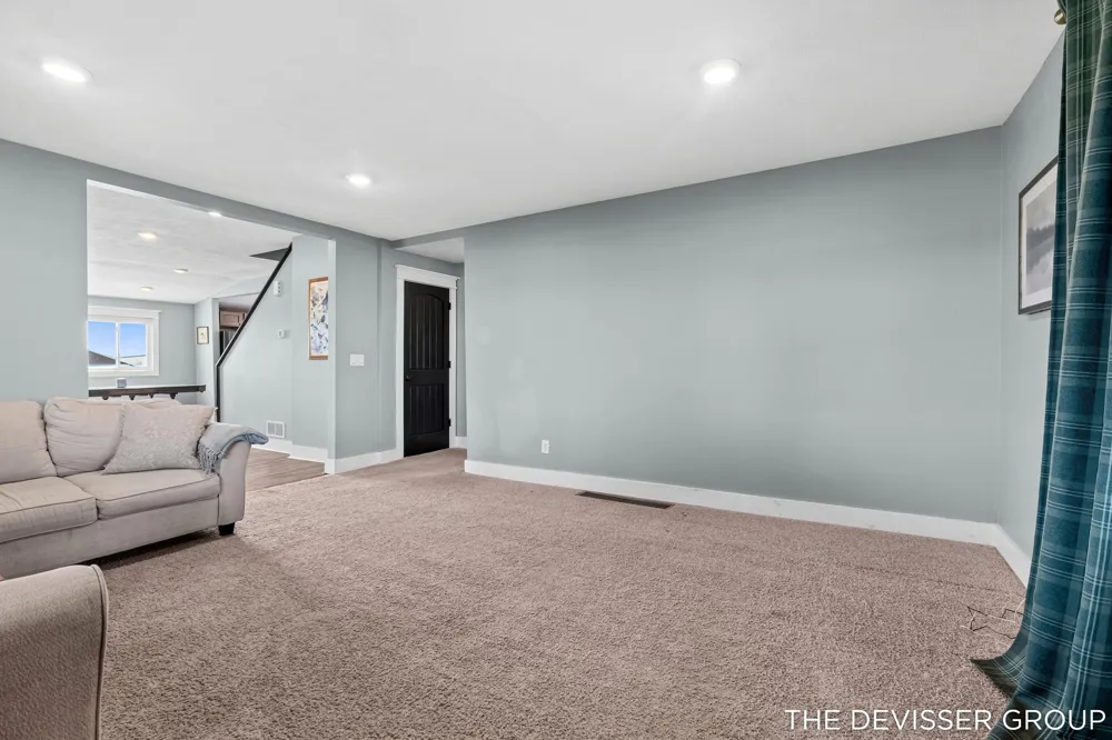 4340 137th Avenue Hamilton, MI 49419