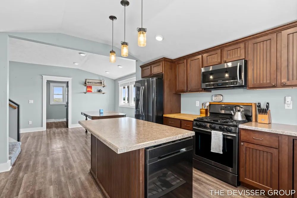 4340 137th Avenue Hamilton, MI 49419