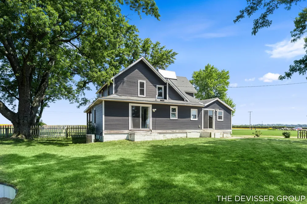 4340 137th Avenue Hamilton, MI 49419