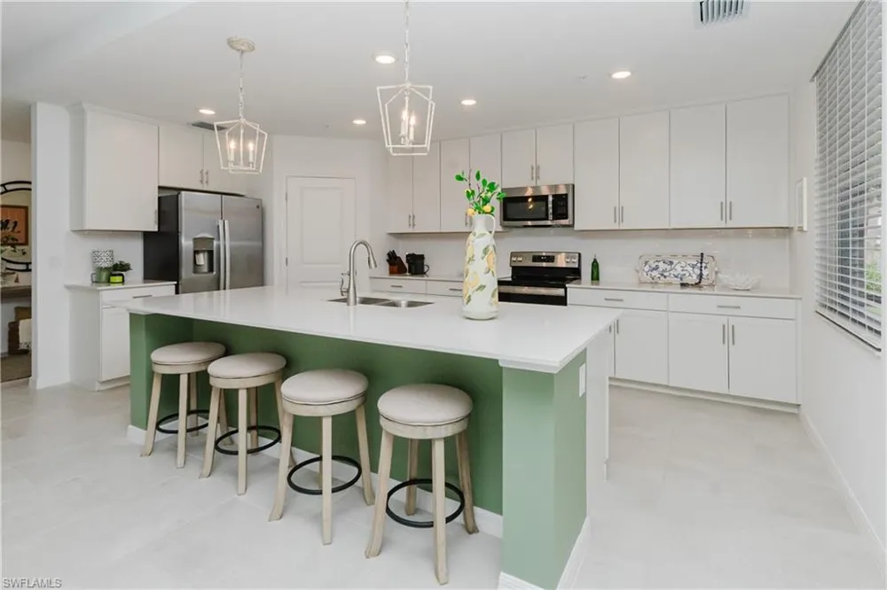 5739 OAKMONT COURT #8411 Ave Maria, FL 34142