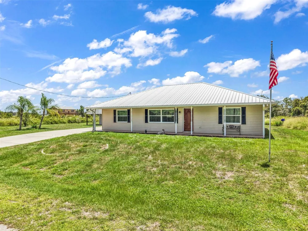 30 SUCCESS DRIVE Punta Gorda, FL 33982