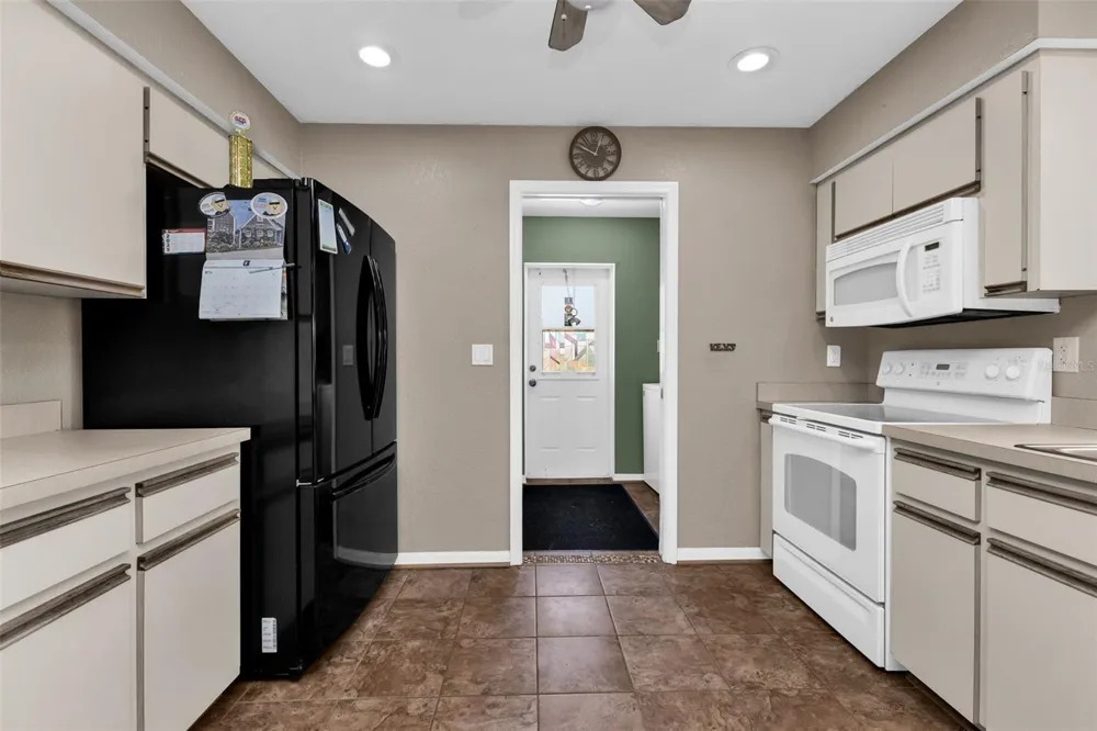 30 SUCCESS DRIVE Punta Gorda, FL 33982