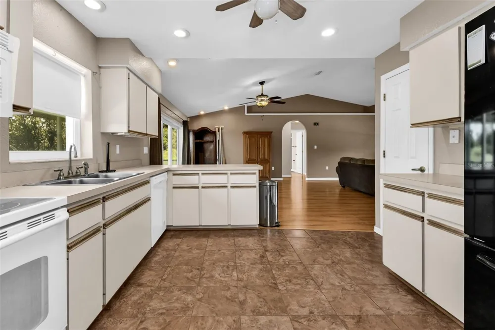 30 SUCCESS DRIVE Punta Gorda, FL 33982