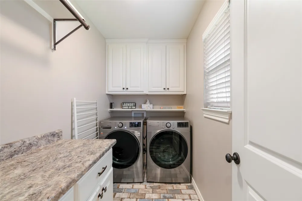 221 S Avenue C Point, TX 75472