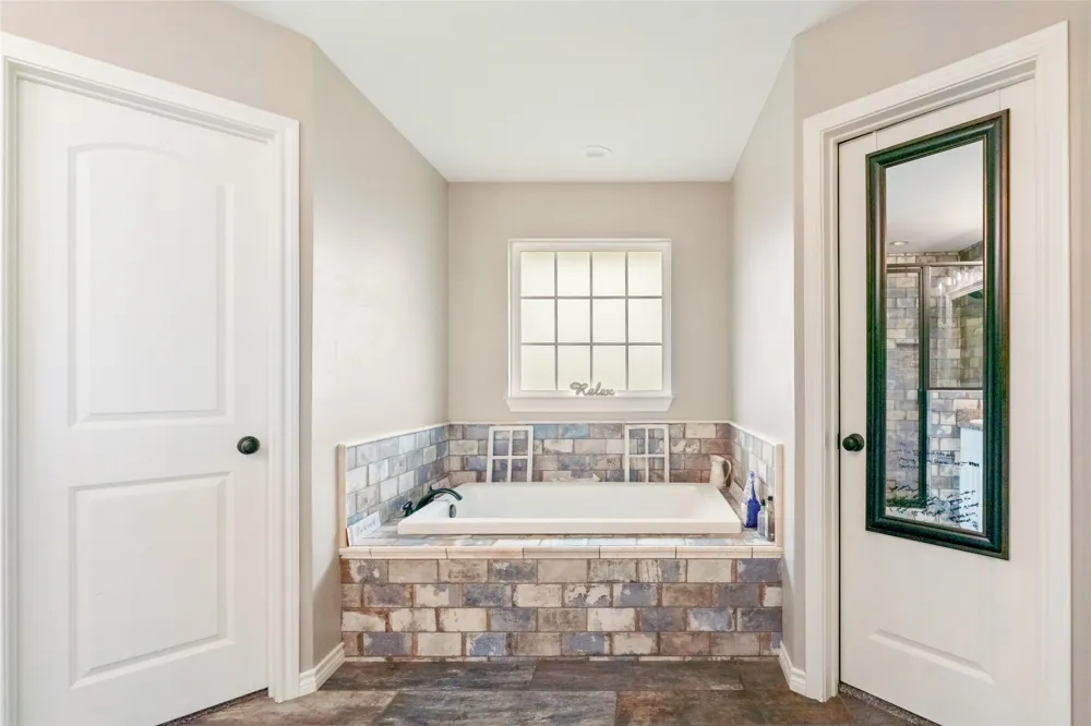 221 S Avenue C Point, TX 75472