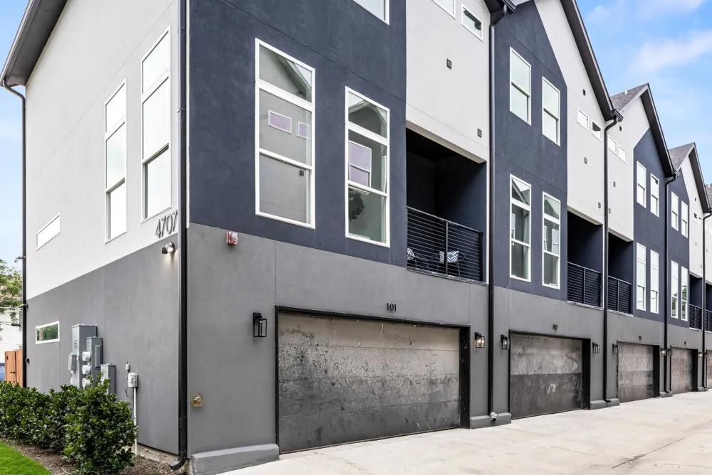 4709 Virginia Avenue #1,2,3,4,5 Dallas, TX 75204