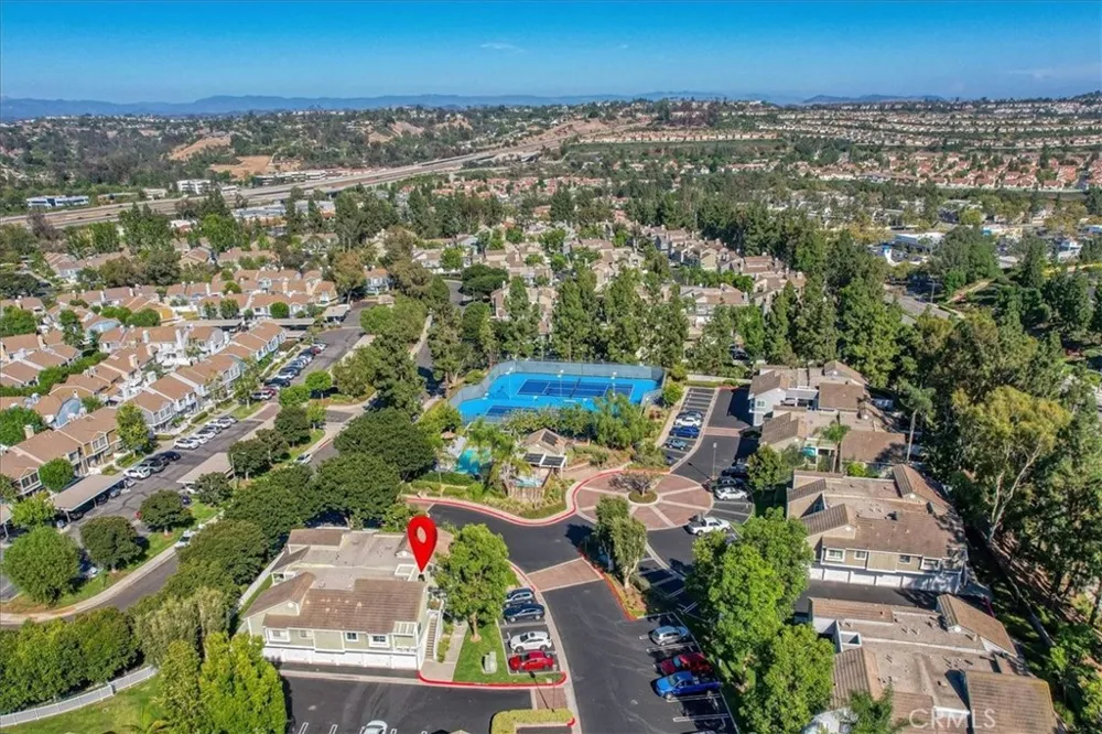 75 Cambria Aliso Viejo, CA 92656