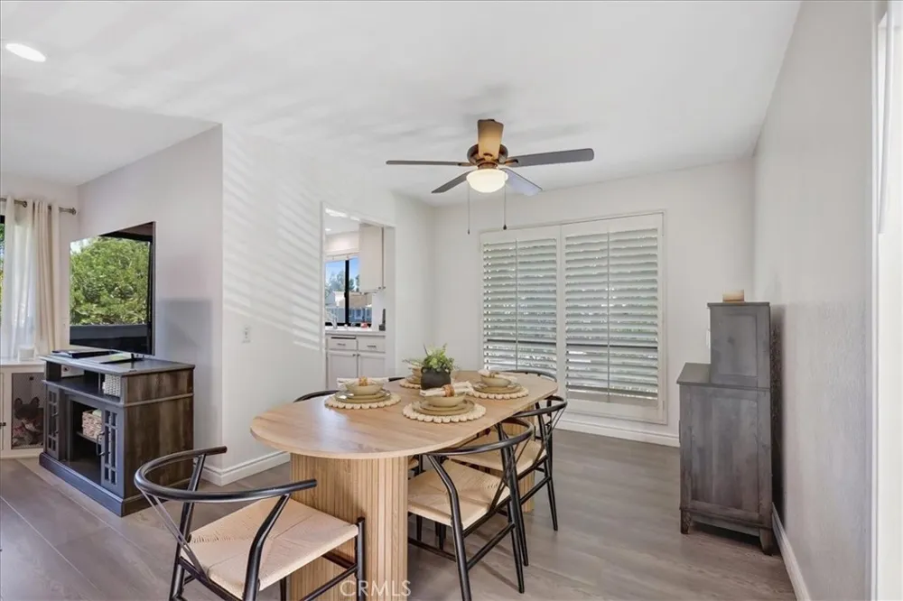 75 Cambria Aliso Viejo, CA 92656