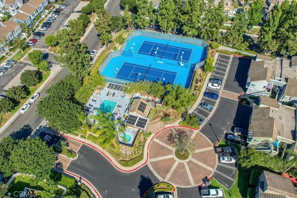 75 Cambria Aliso Viejo, CA 92656