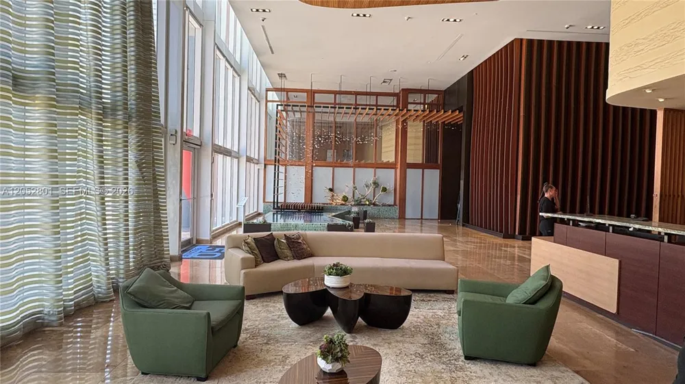50 Biscayne Blvd #1701 Miami, FL 33132