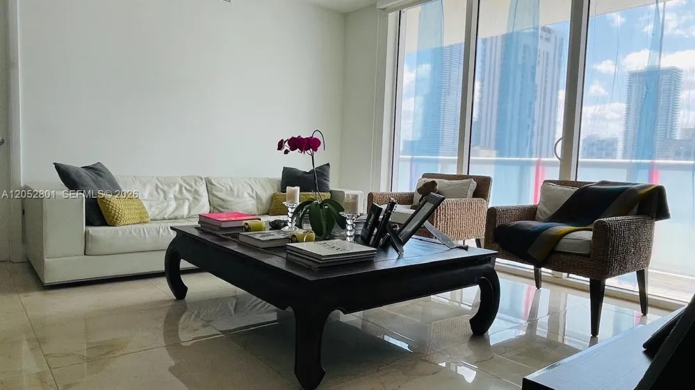 50 Biscayne Blvd #1701 Miami, FL 33132