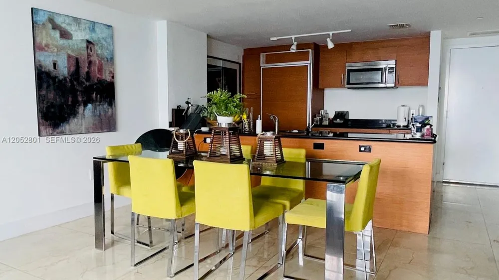 50 Biscayne Blvd #1701 Miami, FL 33132
