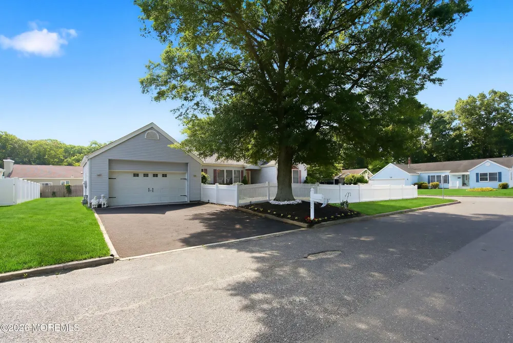 101 Foxwood Lane Forked River, NJ 08731