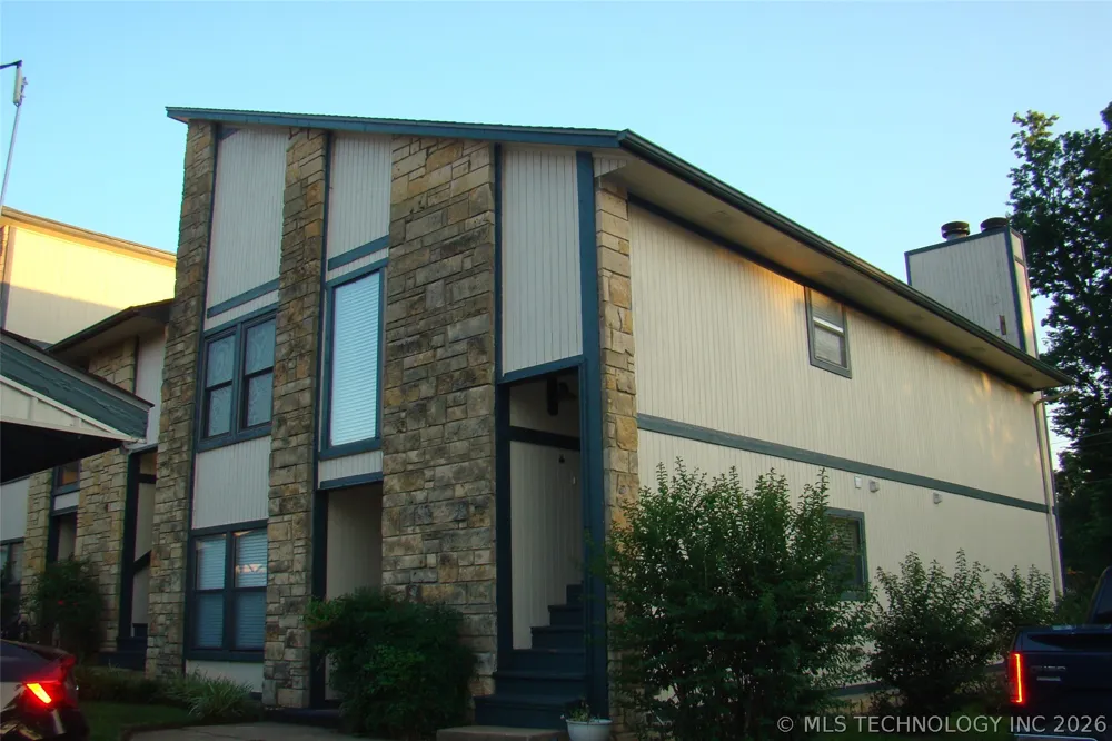 5243 Nowata Road #I-202 Bartlesville, OK 74006
