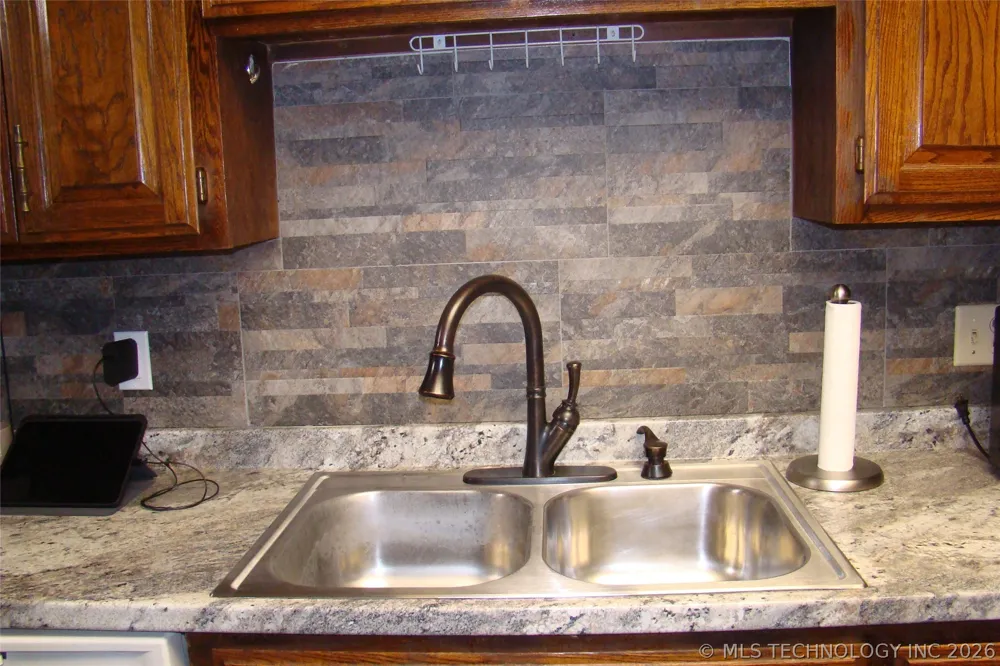 5243 Nowata Road #I-202 Bartlesville, OK 74006