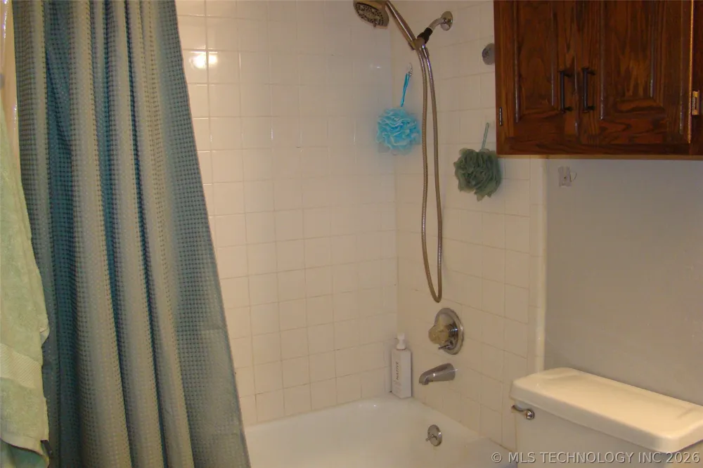 5243 Nowata Road #I-202 Bartlesville, OK 74006