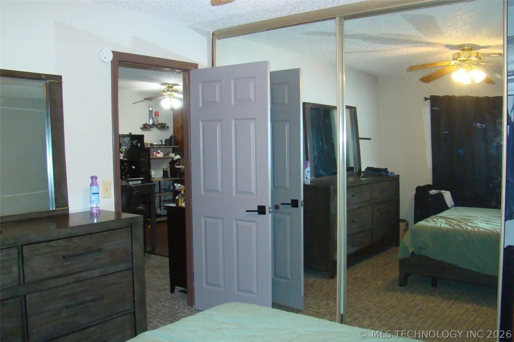 5243 Nowata Road #I-202 Bartlesville, OK 74006