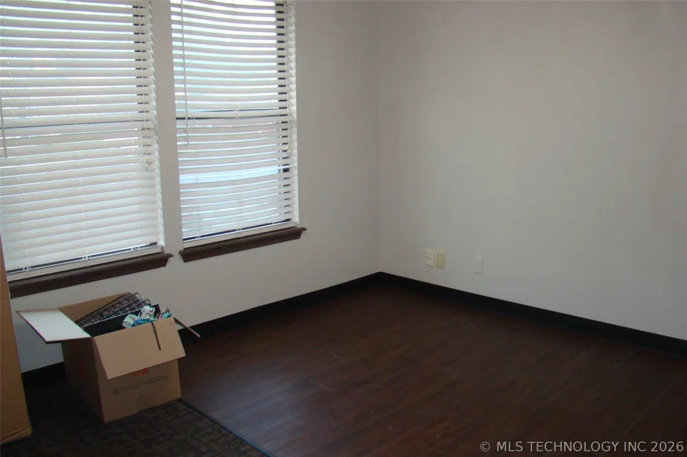 5243 Nowata Road #I-202 Bartlesville, OK 74006