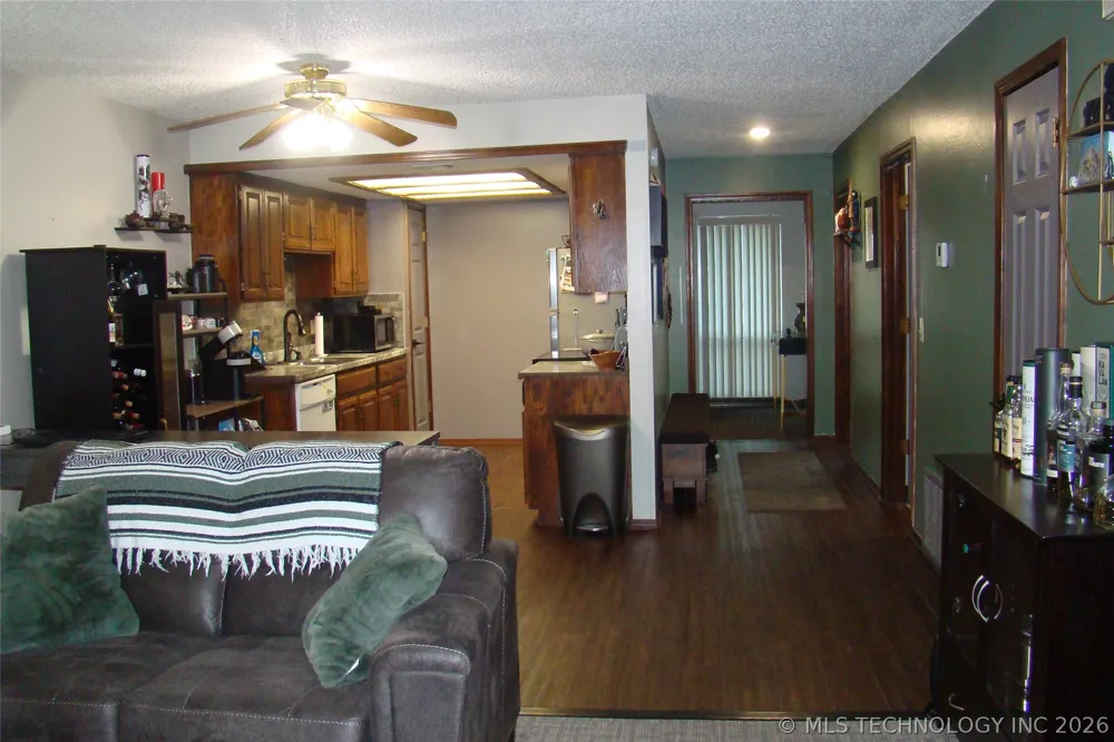 5243 Nowata Road #I-202 Bartlesville, OK 74006