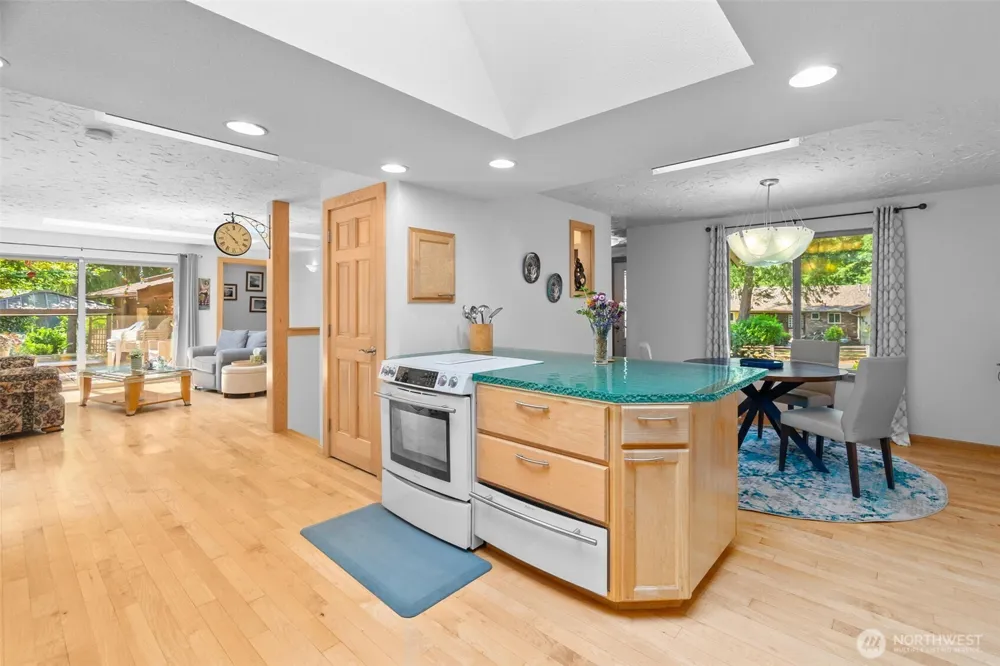 6912 43rd Loop SE Olympia, WA 98503