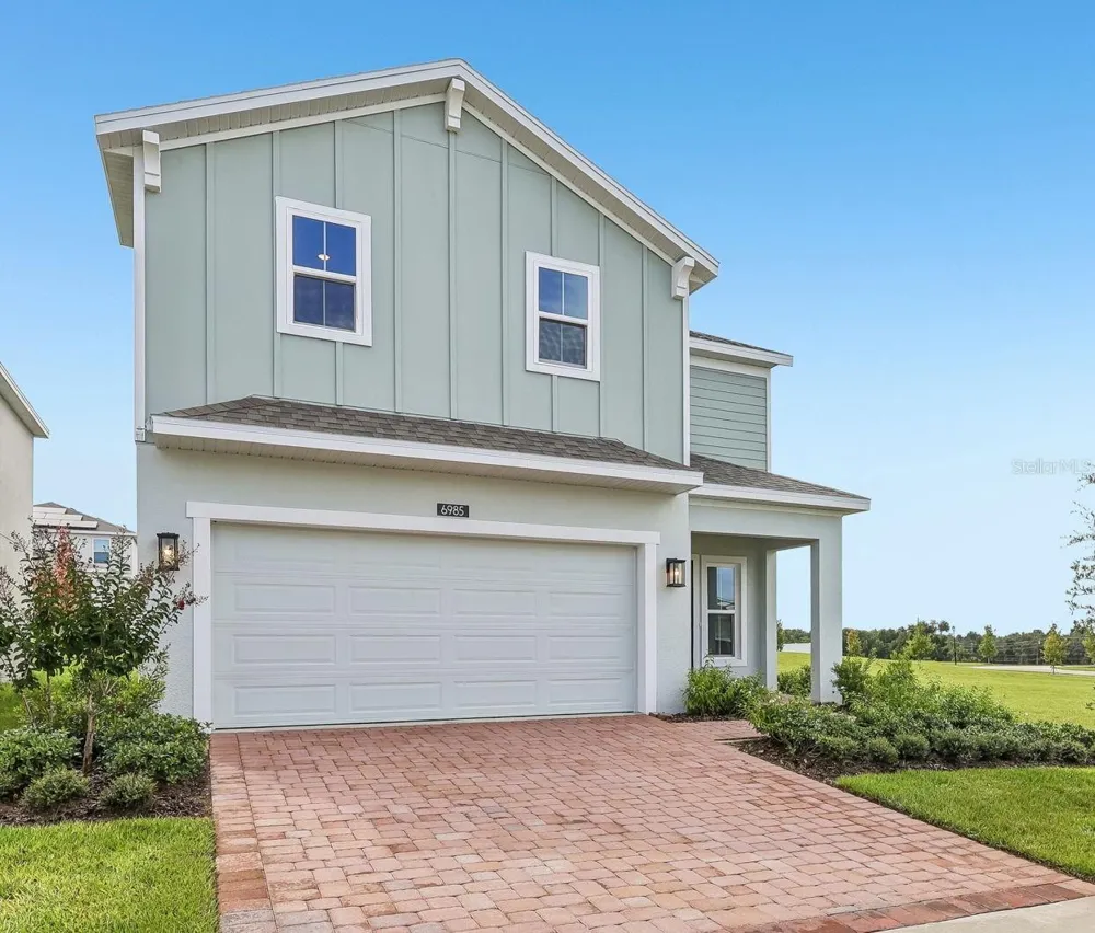 6985 BROAD WING LOOP Howey In The Hills, FL 34737