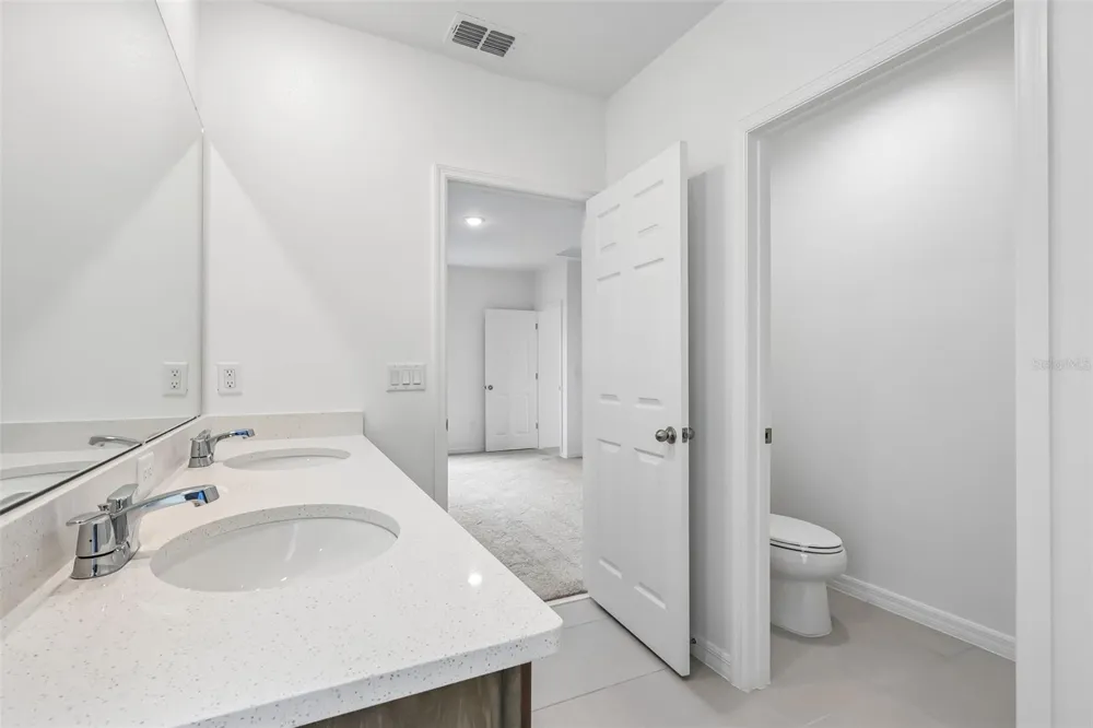6985 BROAD WING LOOP Howey In The Hills, FL 34737