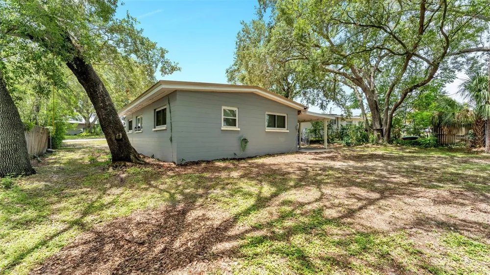 516 WESTOVER STREET Lakeland, FL 33803