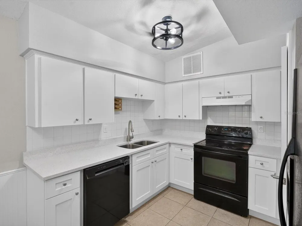 516 WESTOVER STREET Lakeland, FL 33803